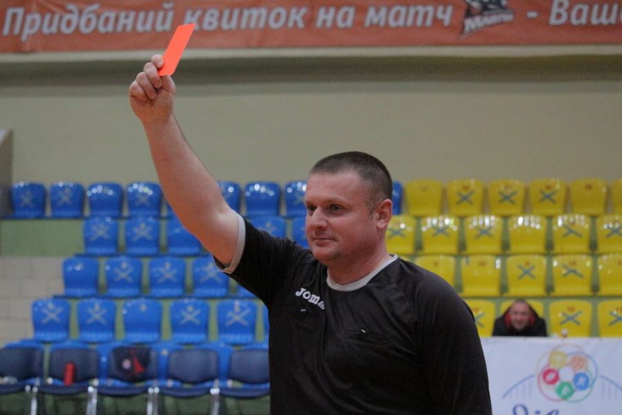 Відомий рефері дебютує арбітром гри Чемпіонату Черкащини